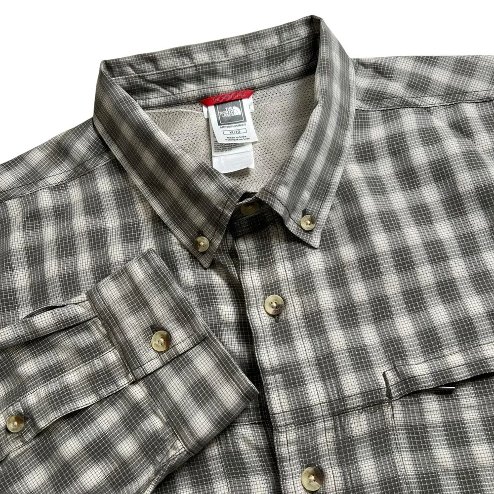 The North Face Mens XL Green Plaid Long Sleeve Button Down Short Zip Pockets